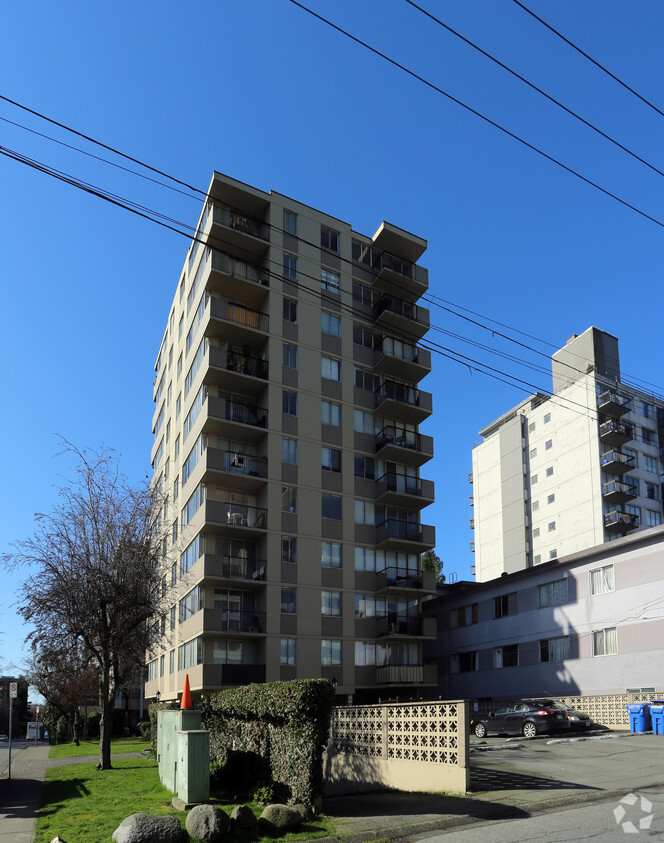 Building Photo - Gilford Towers