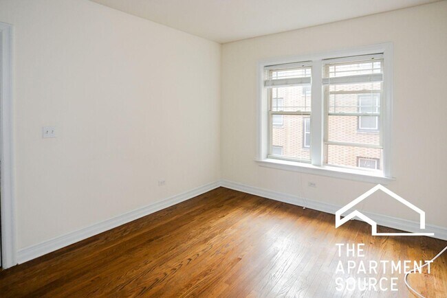 Photo - 3814 N Sheffield Ave Apartment