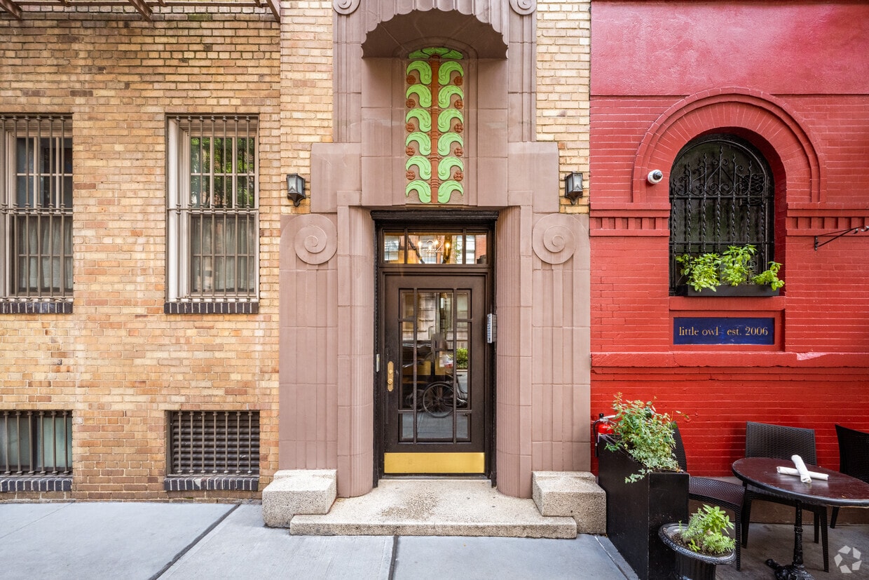 22 Grove St, New York, NY 10014 Apartments in New York, NY