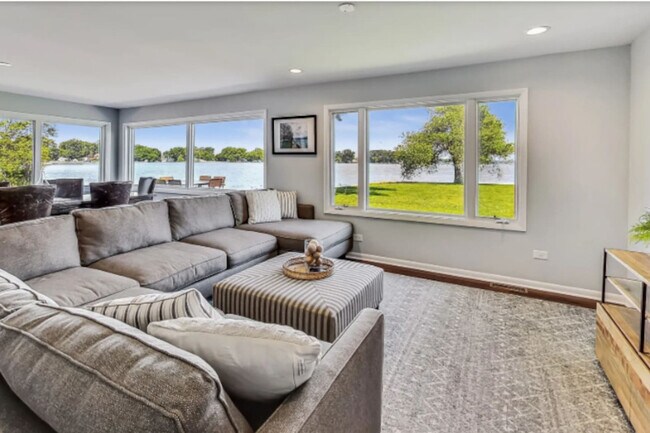 Foto del edificio - 36856 N Hickory Ct