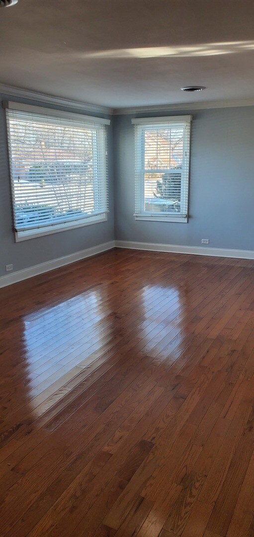 Foto del edificio - 2049 Magnolia Rd