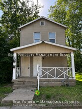 Building Photo - 507 S Evans Ave