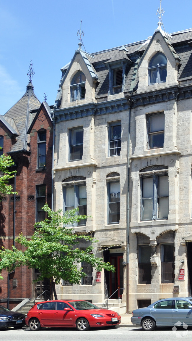 Building Photo - Belvedere Flats