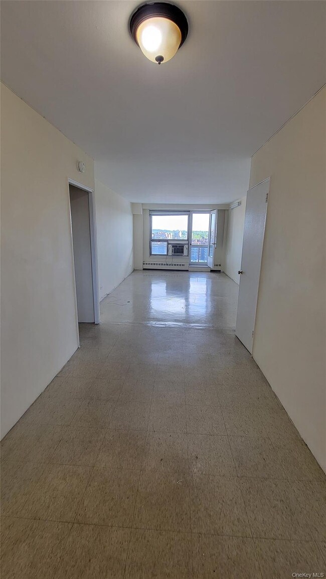 Foto del edificio - 97-07 63rd Rd