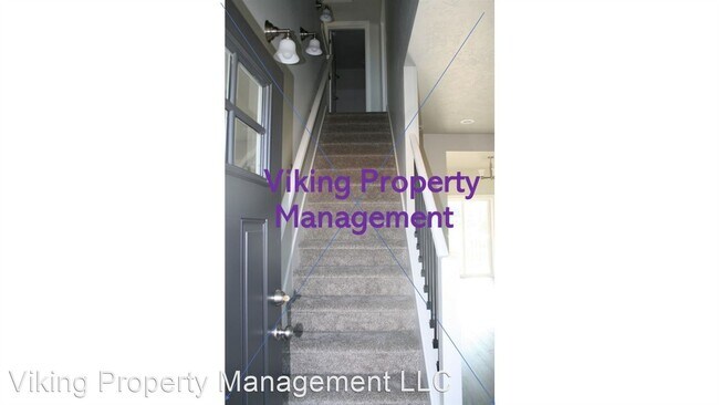 Foto del edificio - 4 br, 2.5 bath House - 814 NE Brookstone Dr.