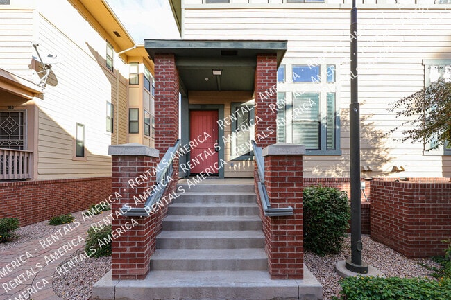 Building Photo - 760 S Beck Ave