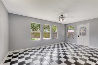 Building Photo - 619 Leicester Ln