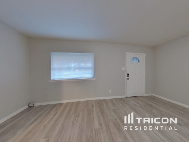 Building Photo - 2755 Capistrano Street Antioch CA