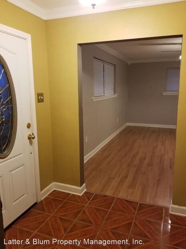 Foto del edificio - 3 br, 2 bath House - 4800 Evangeline Dr.