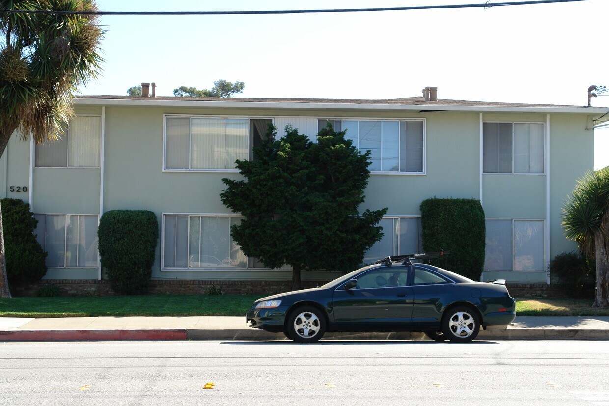 Building Photo - 520 North San Mateo