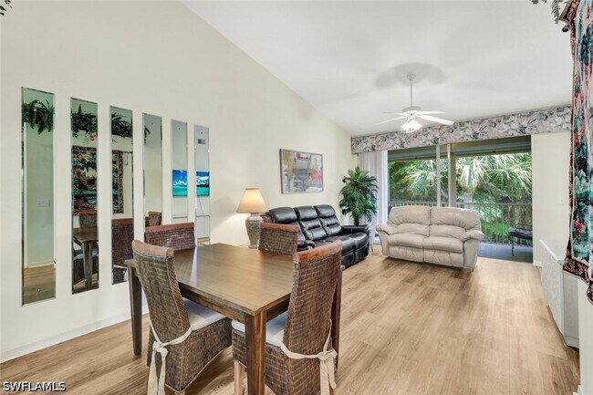 Foto del edificio - 326 Bradstrom Cir