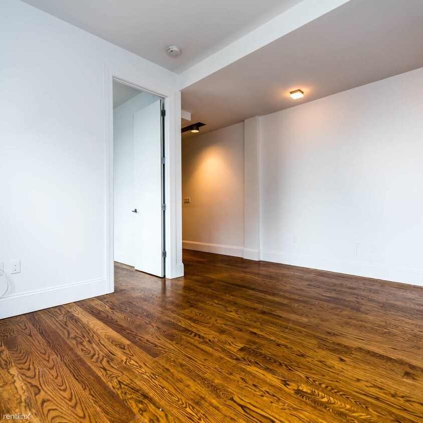 Primary Photo - 1625 Putnam Ave