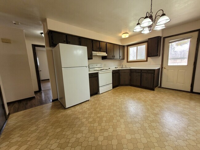 Foto del edificio - 1629-1631 N Birchwood Ave