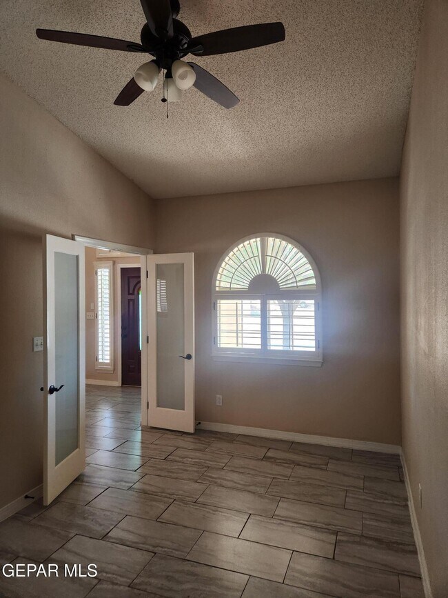 Building Photo - 4001 Tuscany Hills Pl