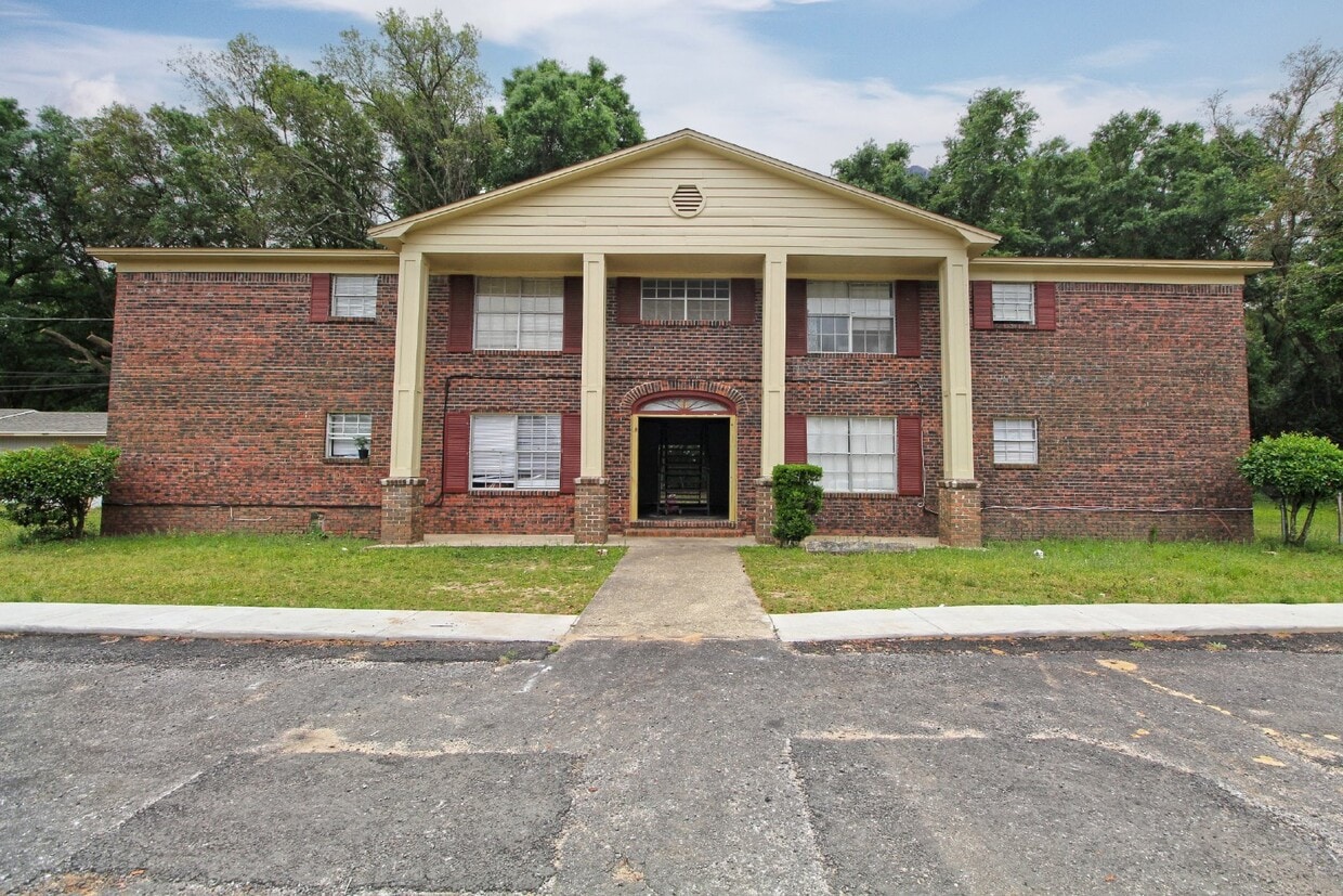 10151 Guidy Ln Unit G7, Pensacola, FL 32514 Room for Rent in