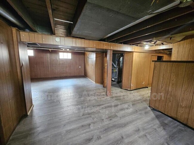 Foto del edificio - 7416 S McCook Ave