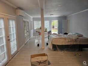 Building Photo - 4062 Encina Dr