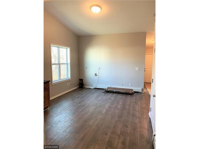 Foto del edificio - 1204 7th St E