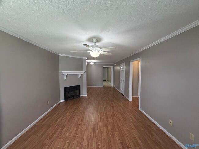 Foto del edificio - 402 Pine St NW