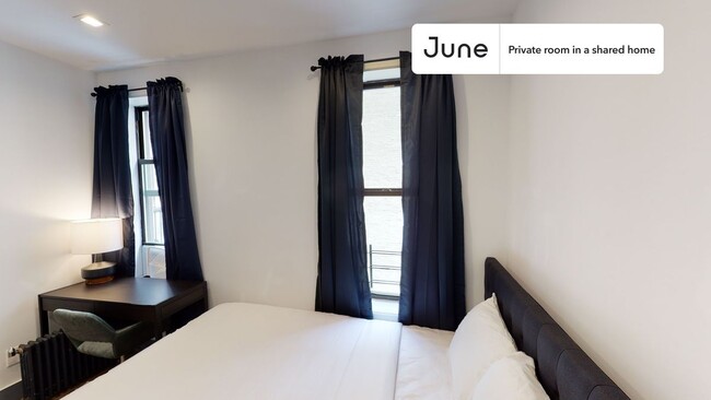 Building Photo - Room in Shared 4 bed/2 bath home