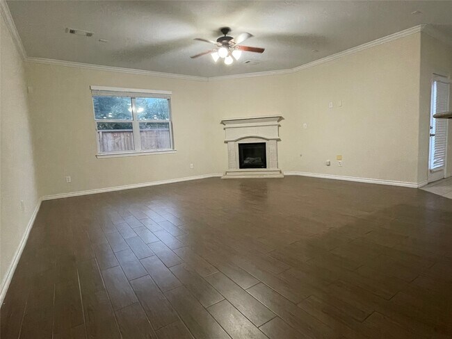 Foto del edificio - 4507 Montcliff Bend Ln