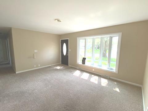 Primary Photo - 405 E Dresser Rd