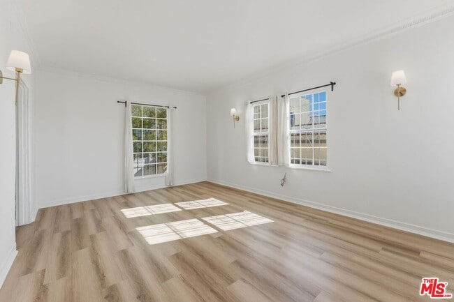 Building Photo - 1335 Redondo Blvd