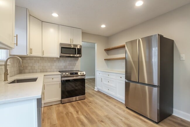 Foto del edificio - Amazing 4 Bedroom Home!