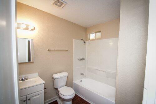 Foto del edificio - 936 Poinsettia St