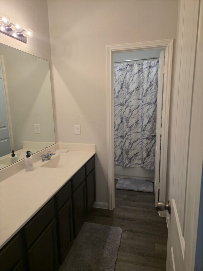 Building Photo - 3907 Faletti Dr