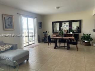 Foto del edificio - 8395 SW 73rd Ave