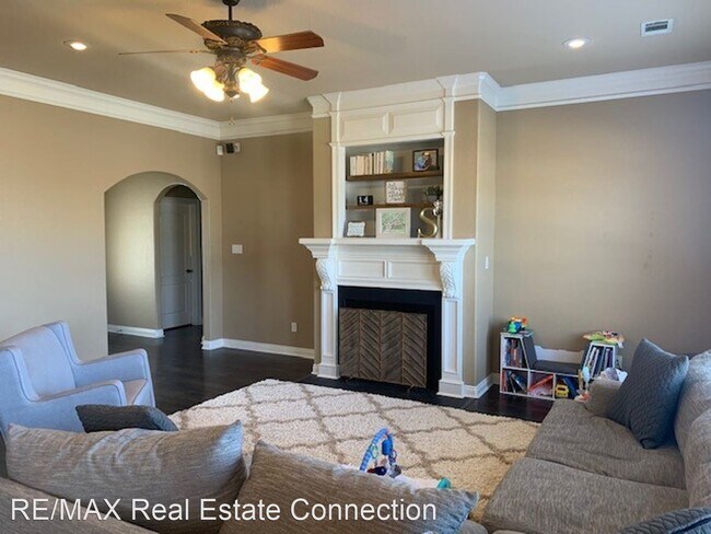 Building Photo - 4 br, 2 bath House - 114 Hudson Branch Dr