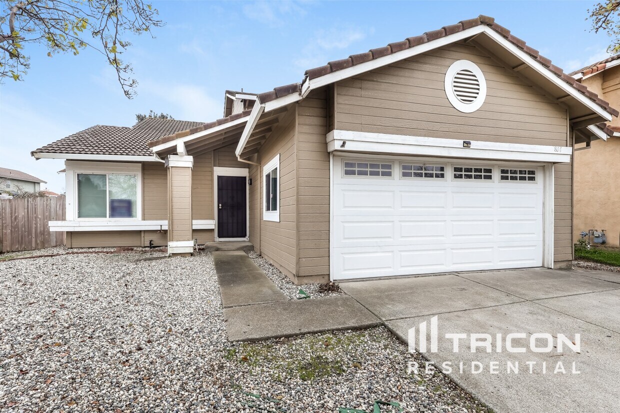 Foto principal - 801 Newport Way