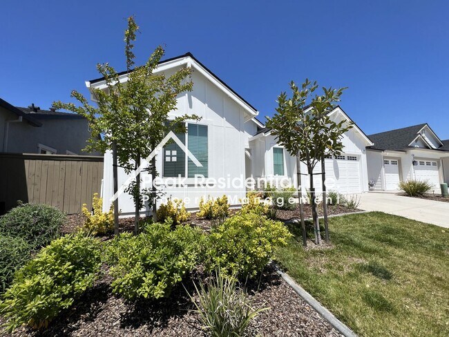 Foto del edificio - 3 br, 2 bath House - 6097 Riding Path Dr