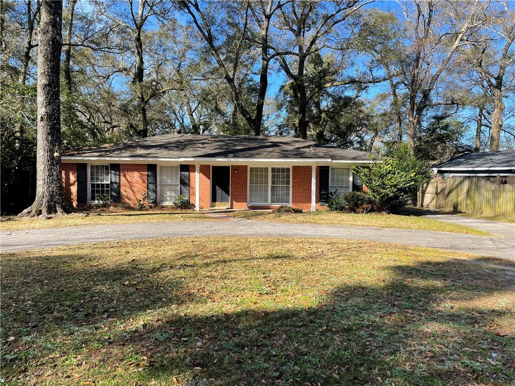 Foto principal - 155 Cosgrove Dr