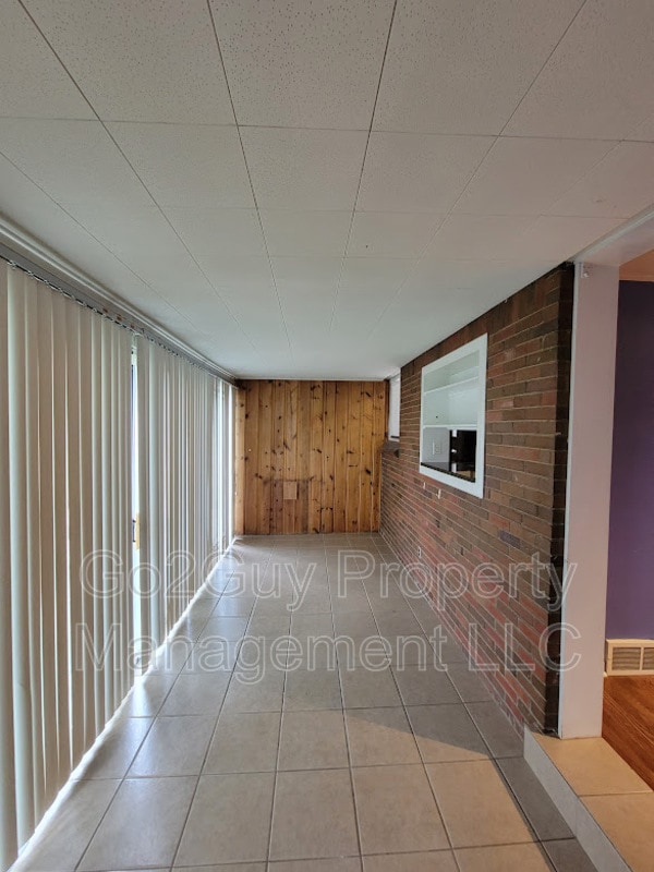 Foto del edificio - 23331 Oak St
