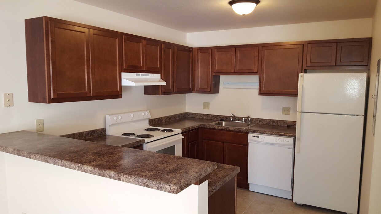 Willow Glen Apartments Apartments at W182S8450 Racine Ave Muskego, WI