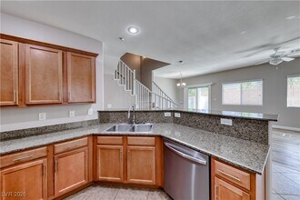 Building Photo - 2359 Koho Dr