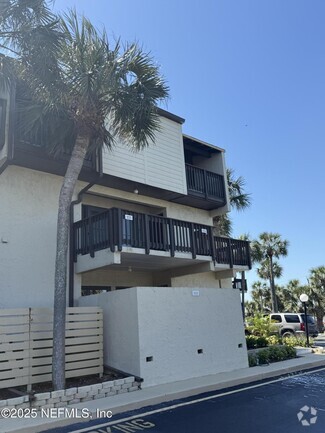 Building Photo - 5650 A1A S