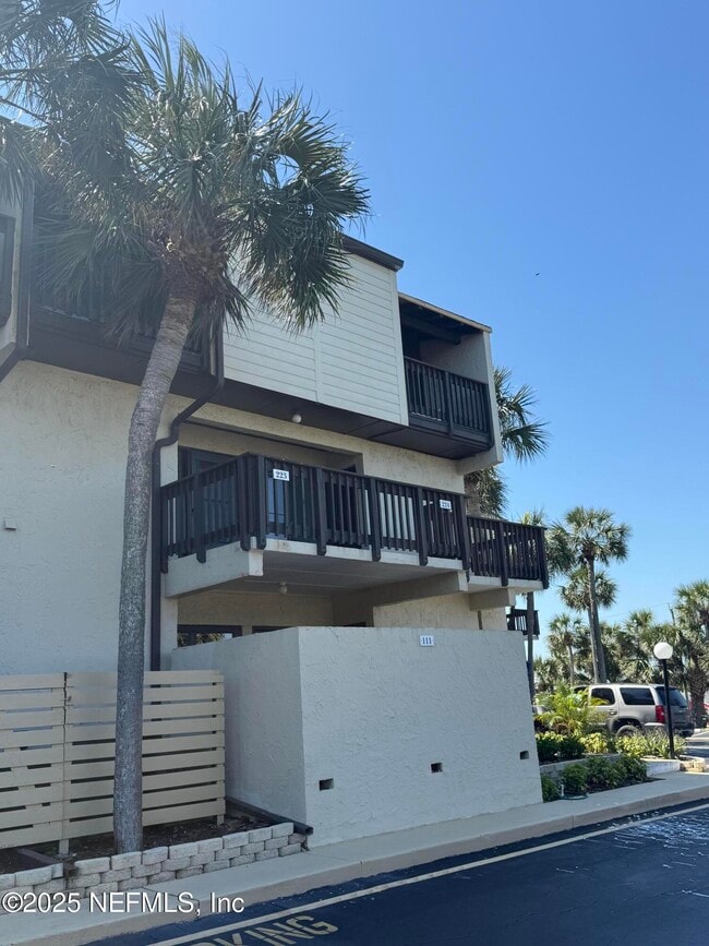 Building Photo - 5650 Jimmy Buffett Mem Hwy