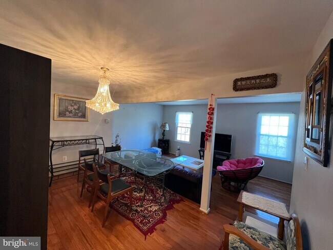 Foto del edificio - 15939 Yukon Ln