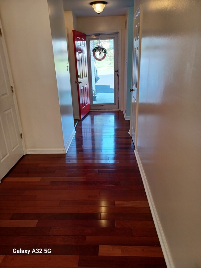 Hallway - 233A Milton Ave