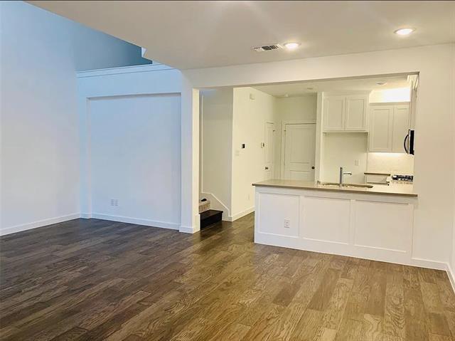 Building Photo - 1339 Casselberry Dr