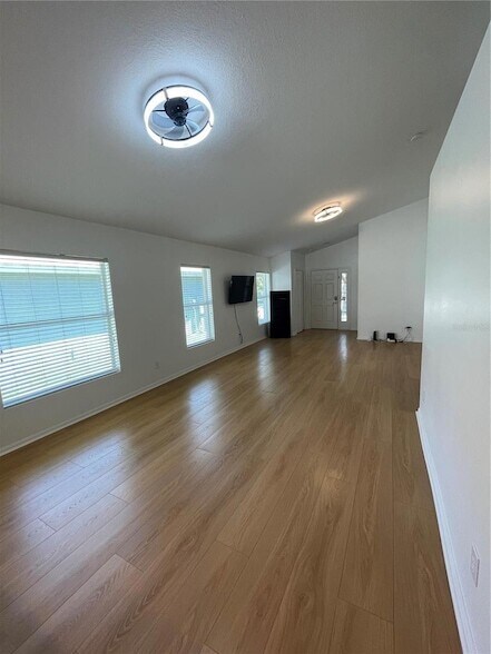 Foto del edificio - 5033 Prairie View Way