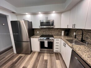 Building Photo - 3800 S Ocean Dr