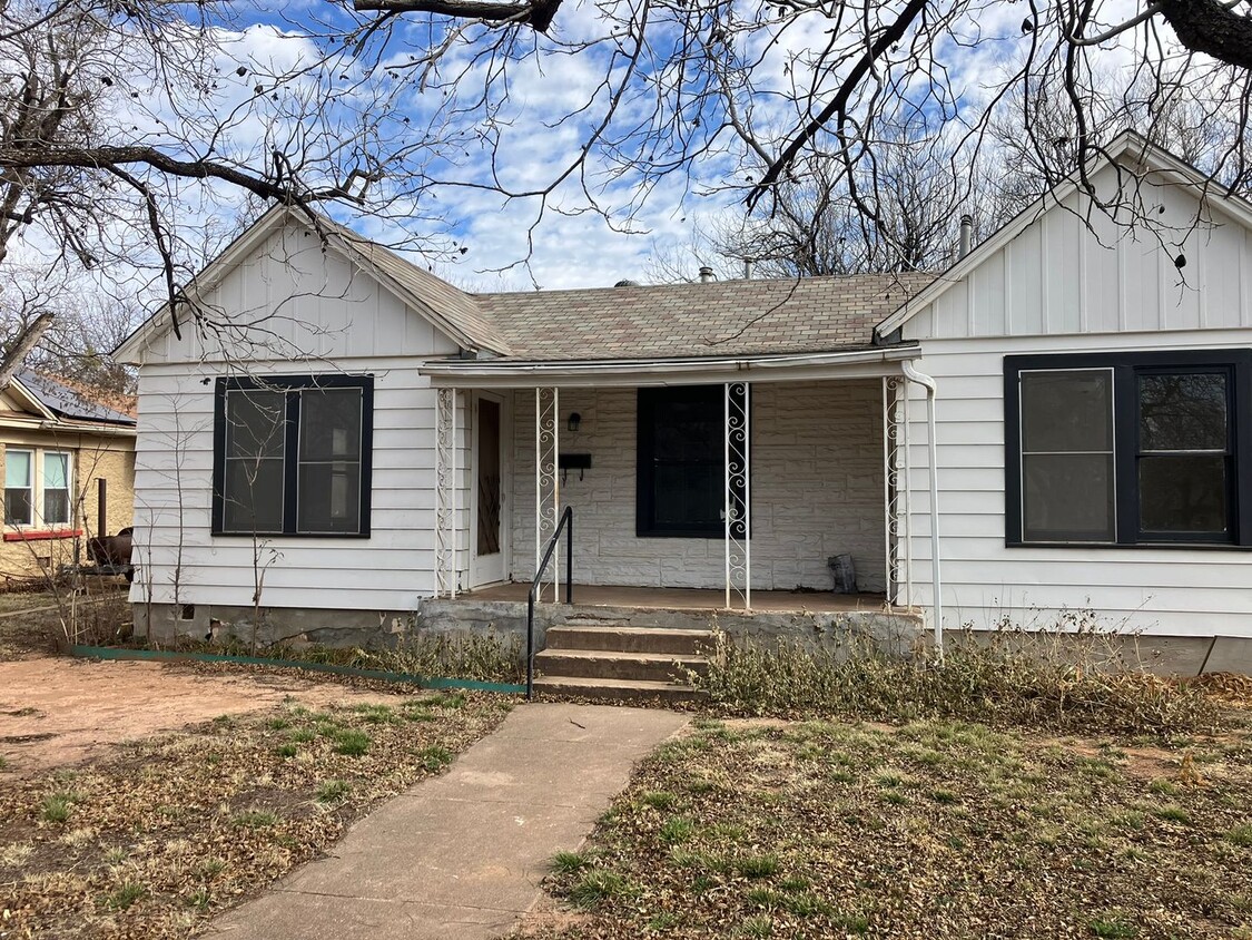 Primary Photo - Beautifully Updated 2 Bedroom Home!