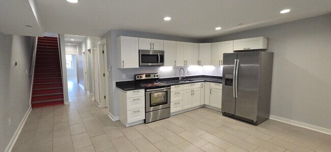 Foto del edificio - 603 E Girard Ave