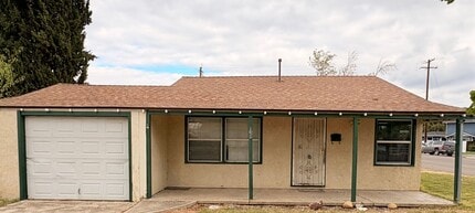 Building Photo - 130 S 6th St