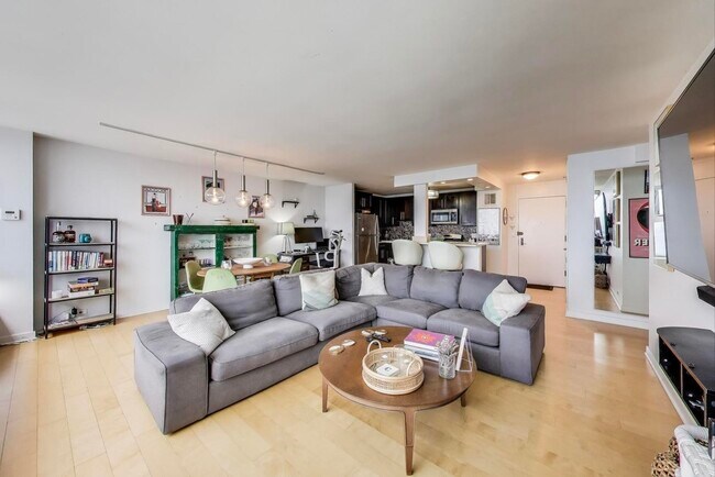 Foto del edificio - 2800 N Lake Shore Dr
