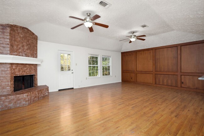 Building Photo - 19730 Spanish Needle Dr